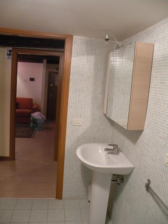 Venetian Apartments Стая снимка